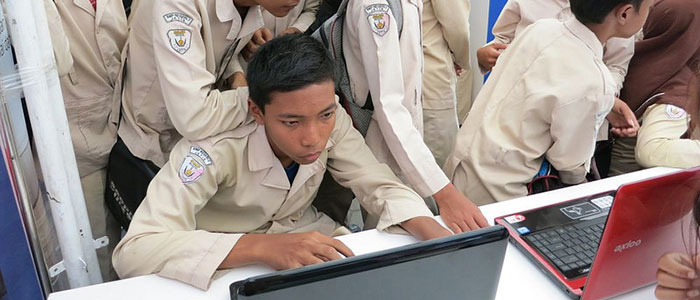 indonesian-students-thumb