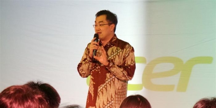 jason-lim-700