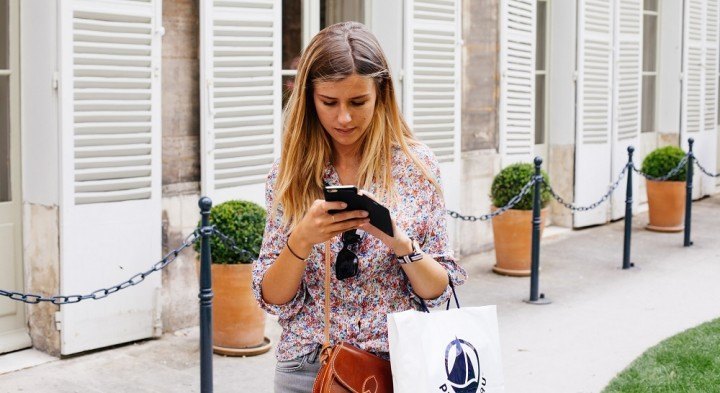 Girl on mobile shopping