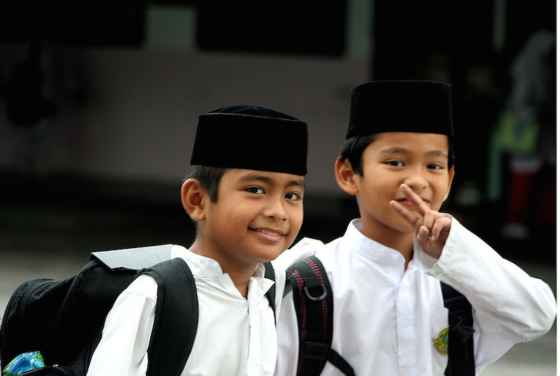 Students in Indonesia. Photo credit: PROBrian Evans.